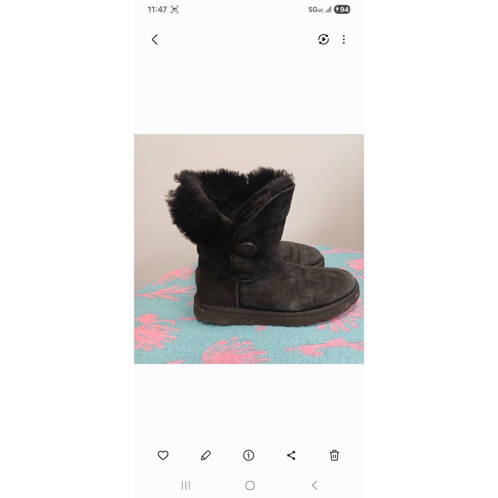 Ugg womens size 7 black ankle Bailey 1 button boot suede leather sherpa fur - Picture 2 of 8
